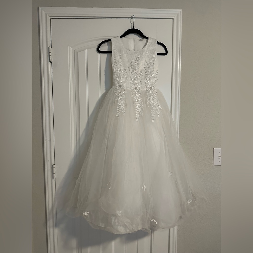 Elegant White Lace Kids Dress